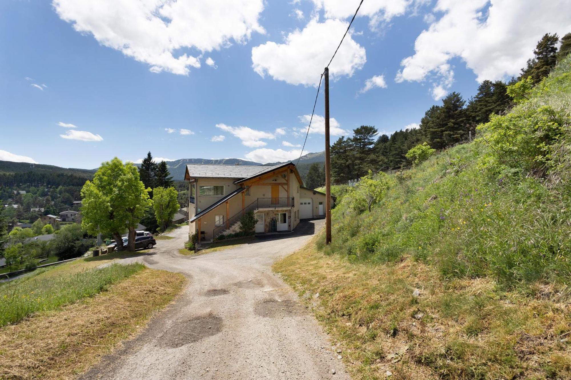 Le Calmadou Villa Formigueres Exterior photo